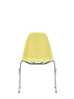 Eames Plastic Side Chair DSS-N, stabelbar fra<Vitra