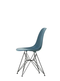 Eames Plastic Side Chair DSR, sort pulverlakeret fra<Vitra New