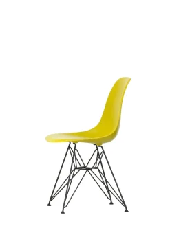 Eames Plastic Side Chair DSR, sort pulverlakeret fra<Vitra New