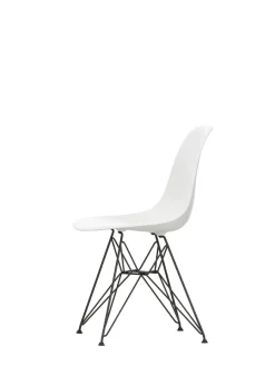 Eames Plastic Side Chair DSR, sort pulverlakeret fra<Vitra New