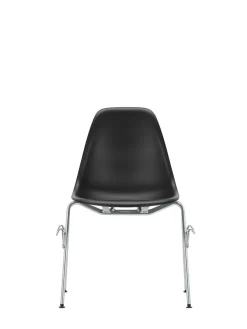 Eames Plastic Side Chair DSS, stabelbar fra<Vitra Outlet