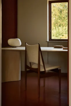 Egypterstol, valnød af Finn Juhl<House of Finn Juhl Online