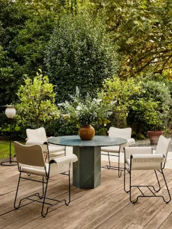 Epic Outdoor Dining Table, round fra<GUBI