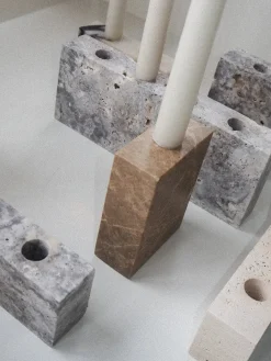 Epode Lysestage 14 cm, travertin silver fra<Wabi Sabi Nordic Clearance