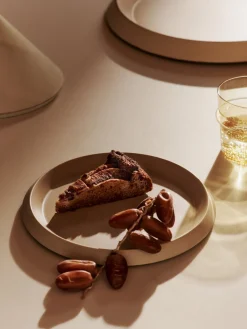 Erena Dinner Plate Ø29 Cream, middagstallerken fra<Ferm Living Sale