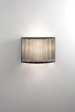 Estadio Væglampe fra Santa and Cole<Santa & Cole New