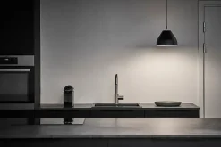 Facet 140 Pendel, sort fra<Le Klint