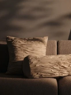 Falda Smocked Bolster Pude fra<Ferm Living Sale