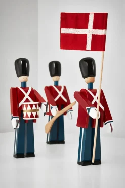 Fanebærer af<Kay Bojesen Clearance