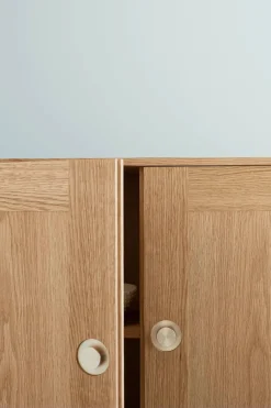 FK63 Reol med bakker, oprejst fra<Carl Hansen & Søn Sale