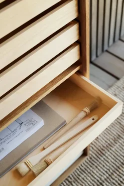 FK63 Reol med hylde og bakker fra<Carl Hansen & Søn New