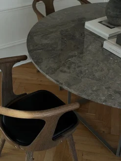 Florence spisebord Ø145, white viola fra<New Works Clearance