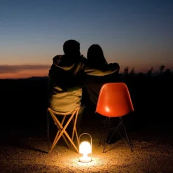 Follow Me blå bordlampe fra<Marset Discount