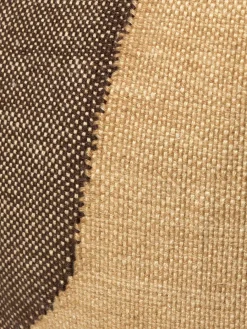 Forene Cylinder Pouf fra<Ferm Living Hot