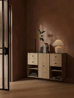 Frame 70 inkl. 2 skuffer og 1 hylde fra<Audo Copenhagen Hot