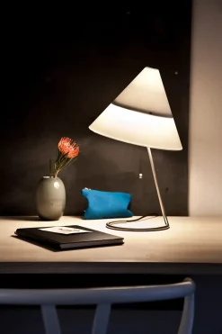 Funco bordlampe fra<Piet Hein Online