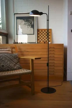 Funiculi standerlampe fra<Marset Sale