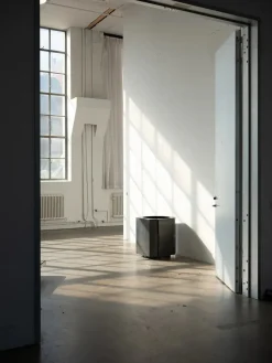 Funki Pot, large fra<Louise Roe New