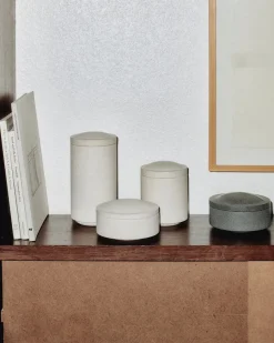 Gallery Object Container 07, limestone fra<Louise Roe New