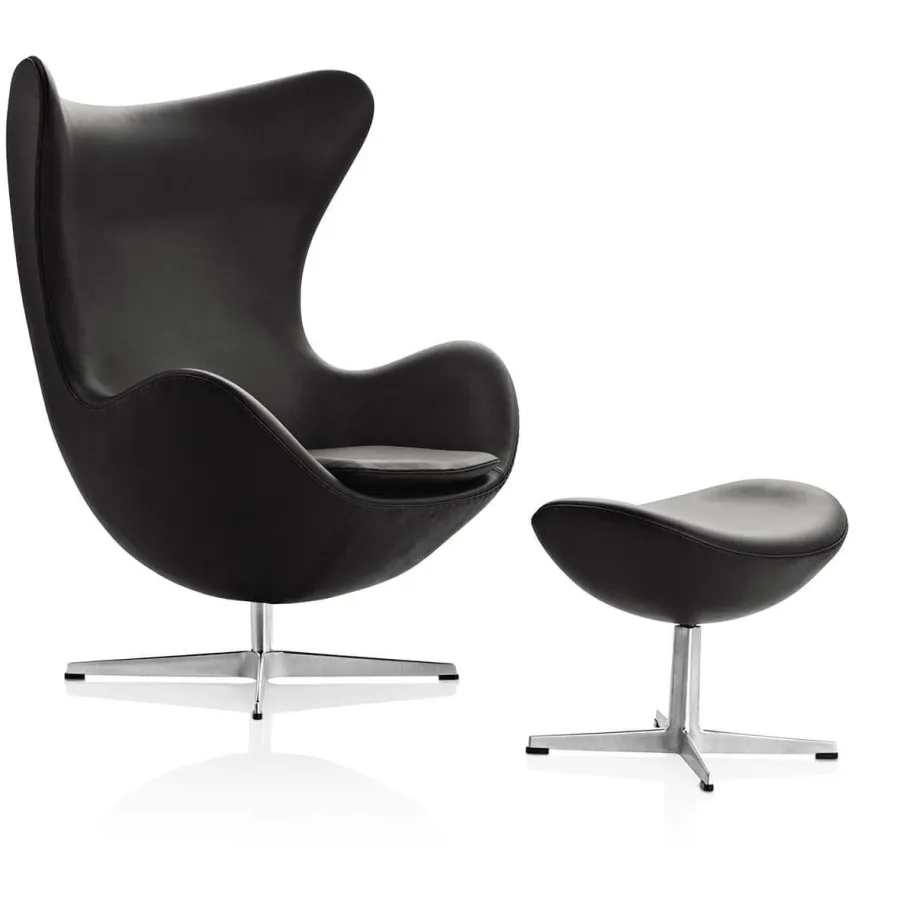 Ægget, Cognac Aura læder, uden returdrej inkl. skammel af Arne Jacobsen<Fritz Hansen Clearance