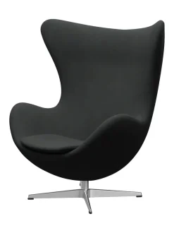 Ægget, sort læder/aluminium af Arne Jacobsen<Fritz Hansen Online