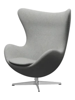 Ægget, sort læder/aluminium af Arne Jacobsen<Fritz Hansen Online