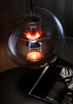 Globe, Coloured Glass pendel Ø40 af Verner Panton<Verpan Online