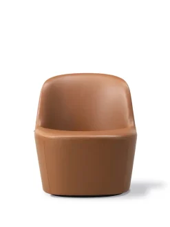 Gomo Lounge Chair fra<Fredericia Furniture Outlet