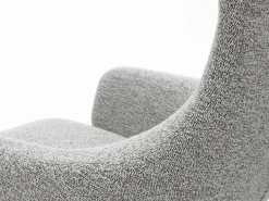 Grand Repos Lænestol, cream/dark brown fra<Vitra Best