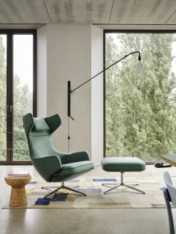 Grand Repos Lænestol inkl. Fodskammel, cognac (Premium Læder) fra<Vitra Discount