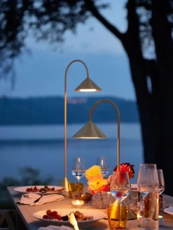 Grasp Portable Lampe, H72 fra<Frandsen Discount