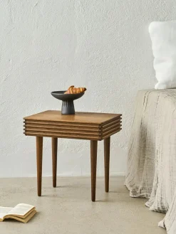 Groove Night Table fra<DK3