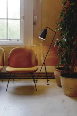 Gräshoppa gulvlampe fra<GUBI Best