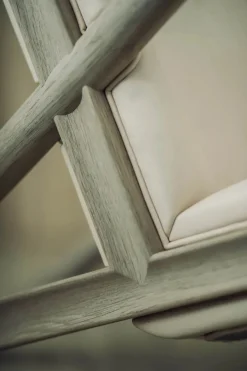 Græshoppestolen af Finn Juhl<House of Finn Juhl Best