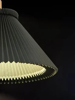 334H Gulvlampe, moss green fra<Le Klint Hot