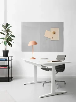 HiLow3 skrivebord fra<Montana Discount