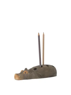 Hippo Pencil Holder fra<Ferm Living Online