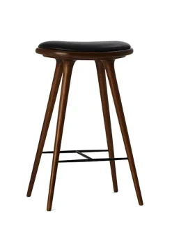 Høj barstol i Sirka grå egetræ fra<Mater Outlet