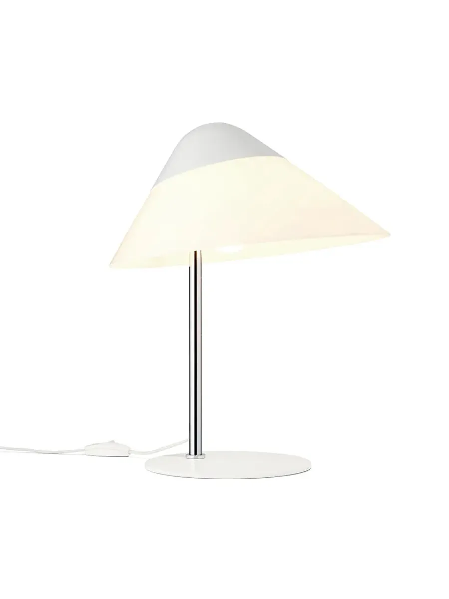 HJW01 Opala Bordlampe af Hans J. Wegner<Carl Hansen & Søn