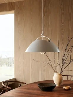 HJW37 Pendel m. Hejs af Hans J. Wegner<Carl Hansen & Søn Clearance