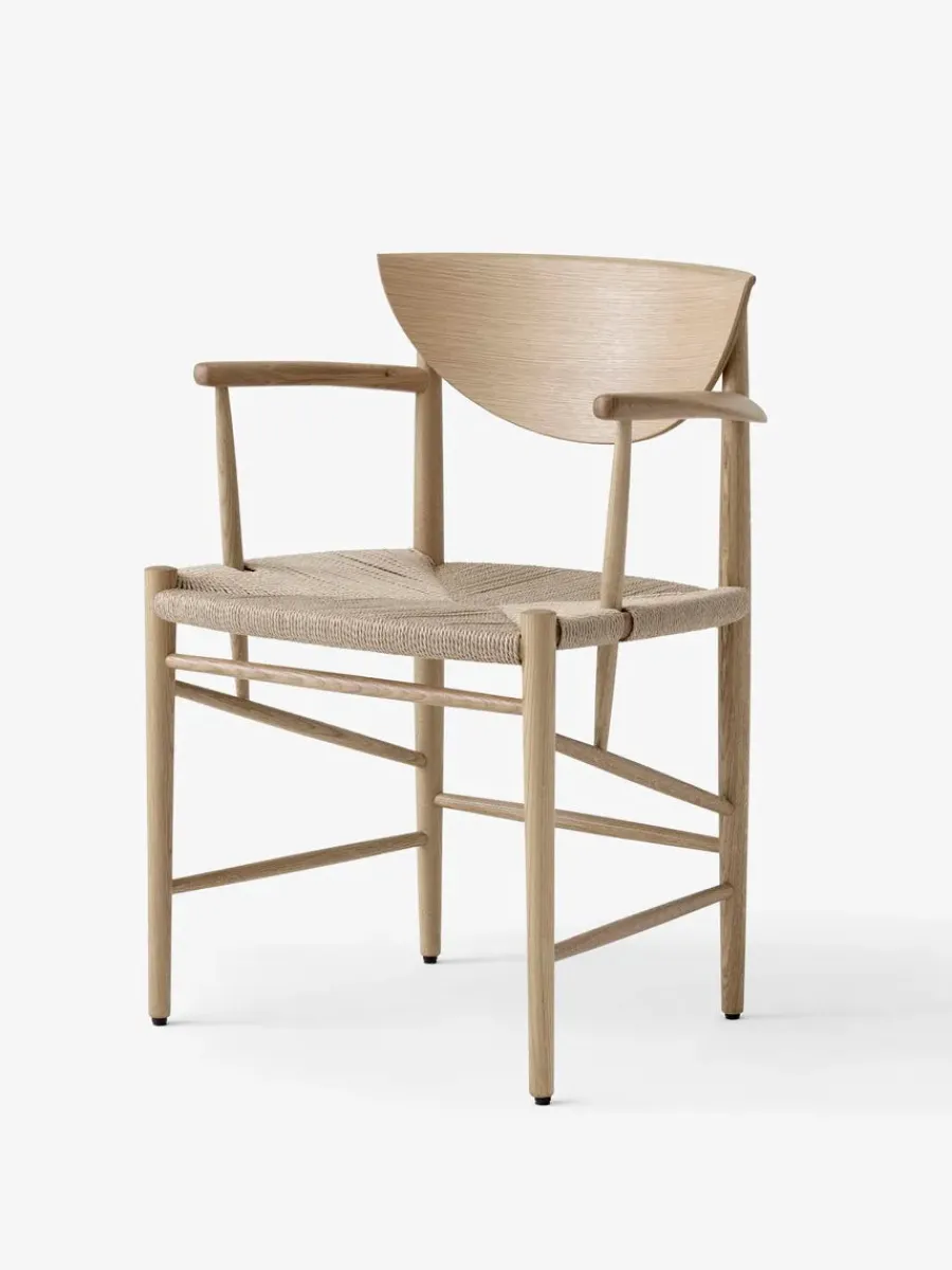 HM4 Drawn spisebordsstol af Hvidt & Mølgaard<&Tradition Outlet