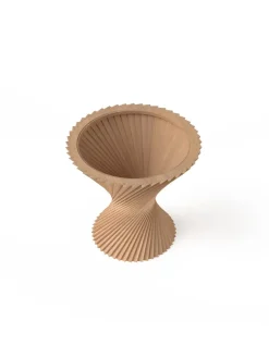 HYPERBEL sidebord. lys eg fra<VIA Copenhagen Online