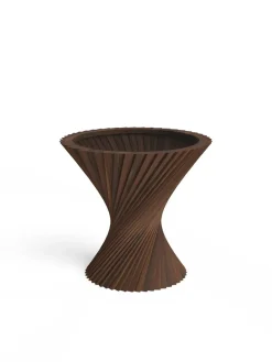 HYPERBEL sidebord. lys eg fra<VIA Copenhagen Online