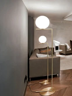 IC F2 gulvlampe fra<Flos Clearance