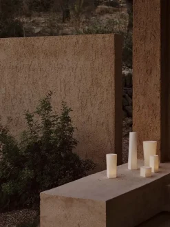 Ignus Flameless Candle fra<Audo Copenhagen