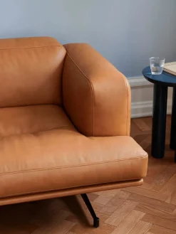 Inland AV23 Sofa fra<&Tradition Hot