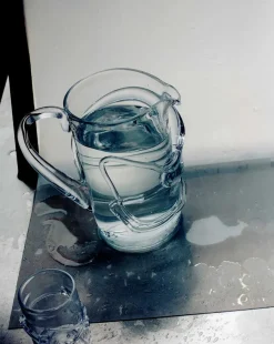 Ivy Pitcher fra<NIKO JUNE Online