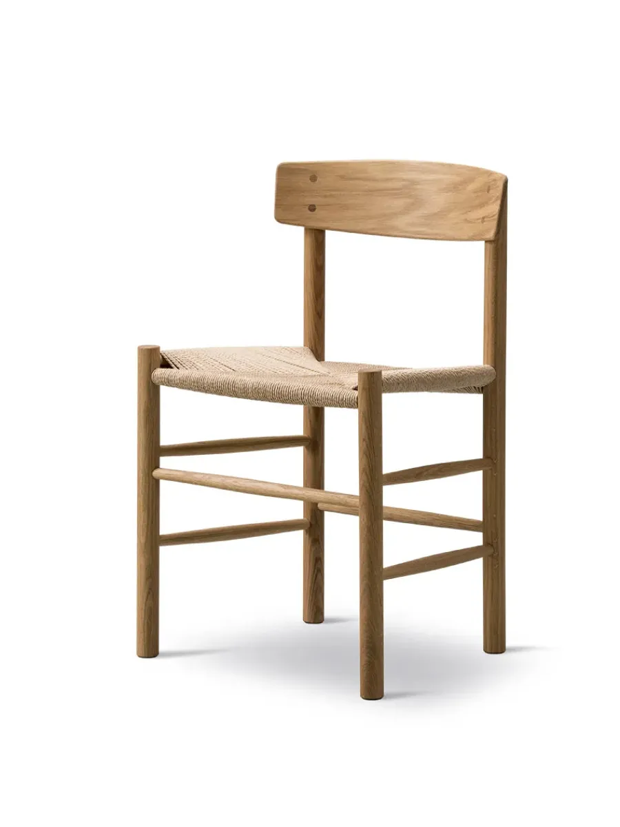 J39 Folkestolen, lys olieret eg af Børge Mogensen<Fredericia Furniture New