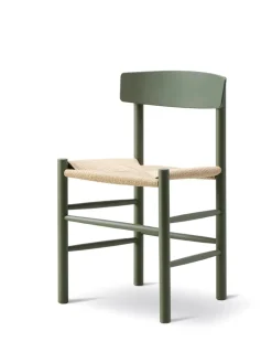 J39 Folkestolen, sortlakeret bøg af Børge Mogensen<Fredericia Furniture New