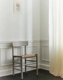 J39 Folkestolen, sortlakeret bøg af Børge Mogensen<Fredericia Furniture New